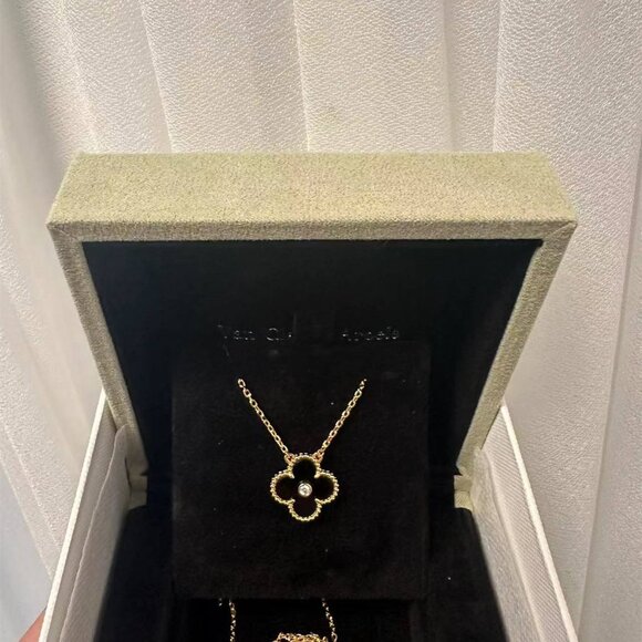 💎Van Cleef & Arpels 18k gold black necklace - Picture 1 of 6